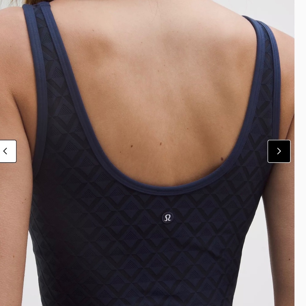 Lululemon Textured Mesh Tennis Tank Top Medium Support, B/C Cup - Picture 3 of 7